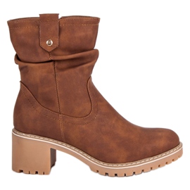 Botas femininas outono marrom