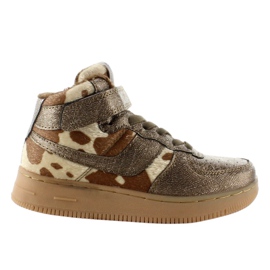 Calçado desportivo infantil isolado k1646103 Bronce marrom