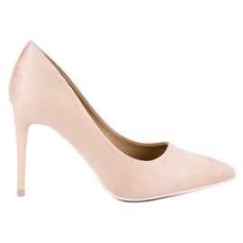 Saltos de camurça marrom