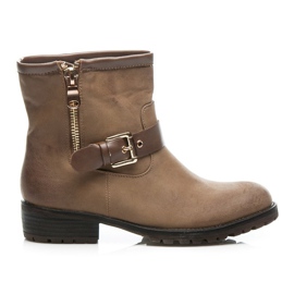 Haner Trabalhadores marrom