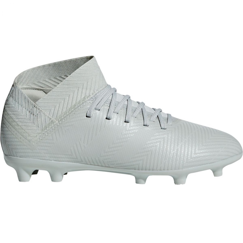 As chuteiras adidas Nemeziz 18.3 Fg Jr DB2353 branco branco