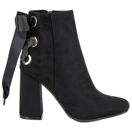 Ideal Shoes Botas sexy na postagem preto