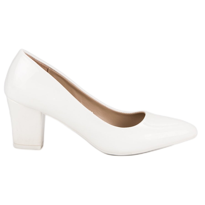 Bombas clássicas lacadas branco