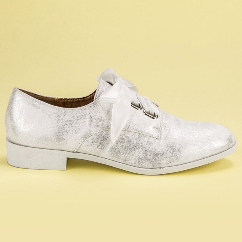 Juliet Brogues amarrados branco cinza