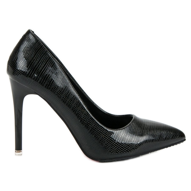 Pinos pretos lacados