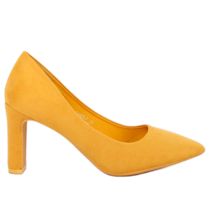 Bombas no posto amarelo LE056P Amarelo