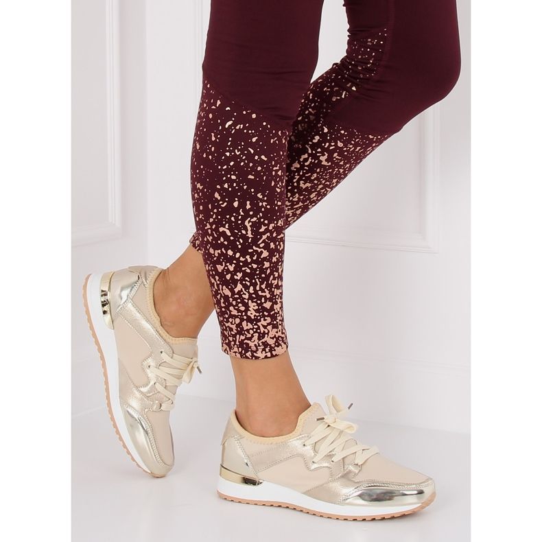 Calçado desportivo em ouro 6241 Gold II-GAT dourado