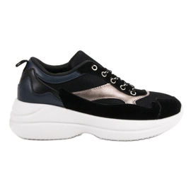 Calçado elegante na plataforma preto