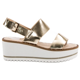 Corina Sandálias douradas na plataforma dourado