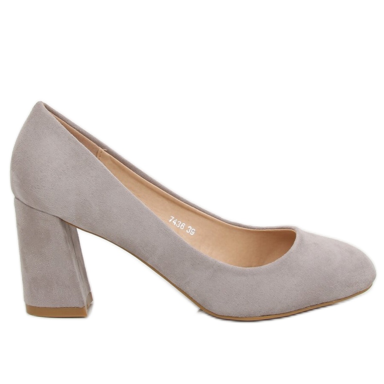 Bombas no posto cinza 7436 Gray