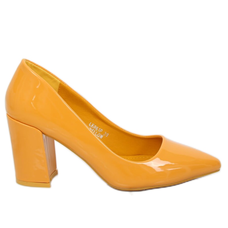 Bombas no posto amarelo LE061P Amarelo