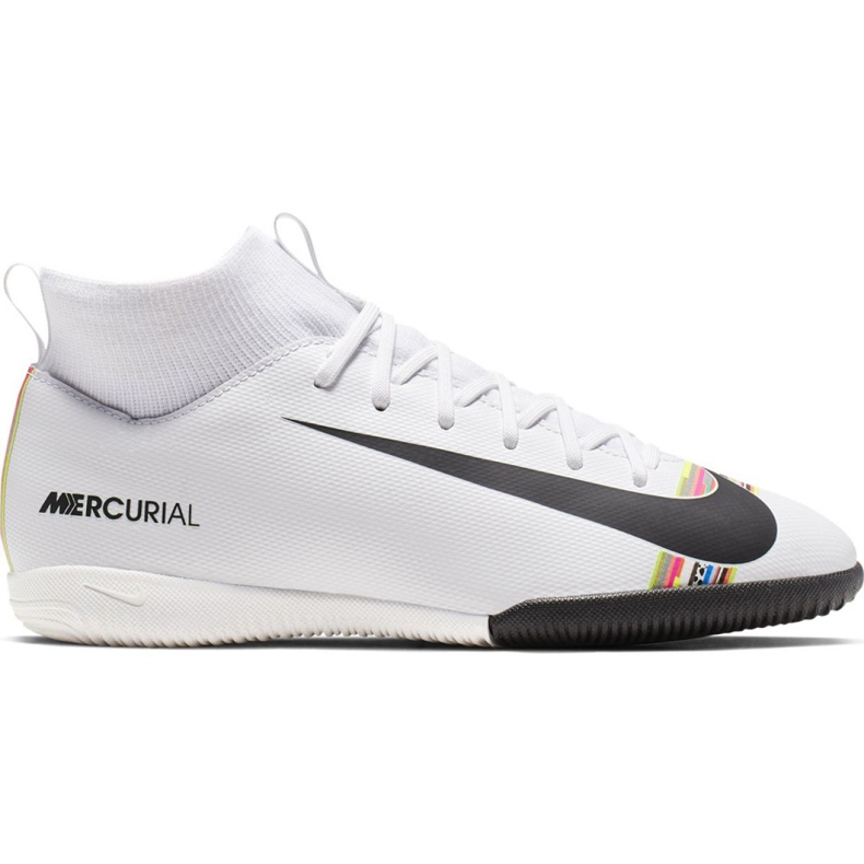 Sapatos de interior Nike Mercurial Superfly X 6 Academy Ic Jr AJ3110-109 multicolorido branco