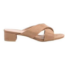 Small Swan Chinelos elegantes de camurça castanho Small Swan Chinelos elegantes de camurça castanho