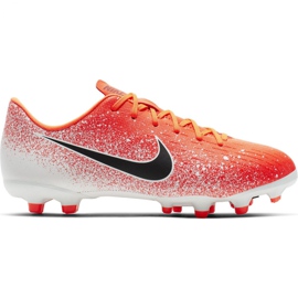 Botas de futebol Nike Mercurial Vapor 12 Academia Mg Jr AH7347-801 vermelho branco, laranja