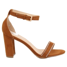 Sandálias no post camel A8020 Camel marrom