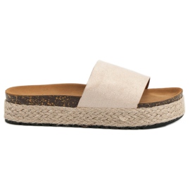 Nio Nio Chinelos na plataforma marrom