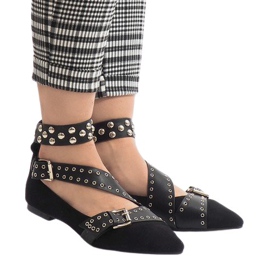 Sapatos deslizantes pretos com tachas B12-8