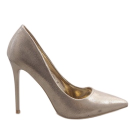 Saltos clássicos dourados AT-0596-L