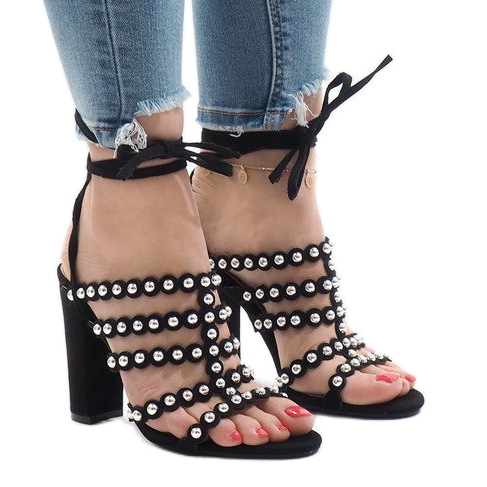 Sandálias pretas no poste B-65 preto