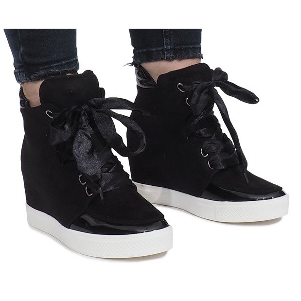 Tênis de camurça preta da Nathalie preto