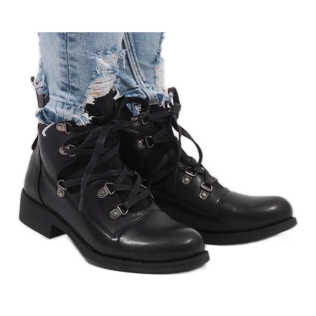 Botas pretas com cordões HQ8775 preto