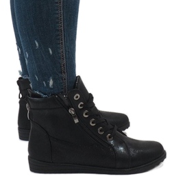 Botas pretas com cordões R44L-2 preto
