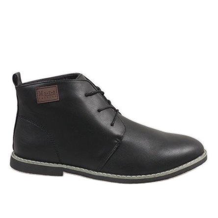Sapatos baixos pretos isolados para homens 989-1