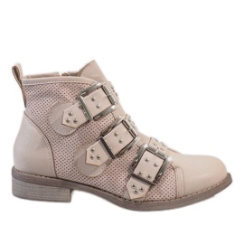 Botas bege com tachas 8921 Botas bege com tachas 8921