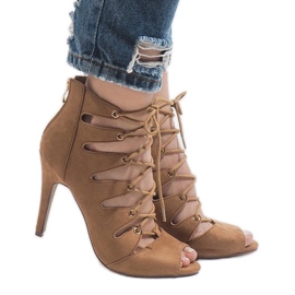 Botas abertas de camelo em salto alto 9095-83A marrom