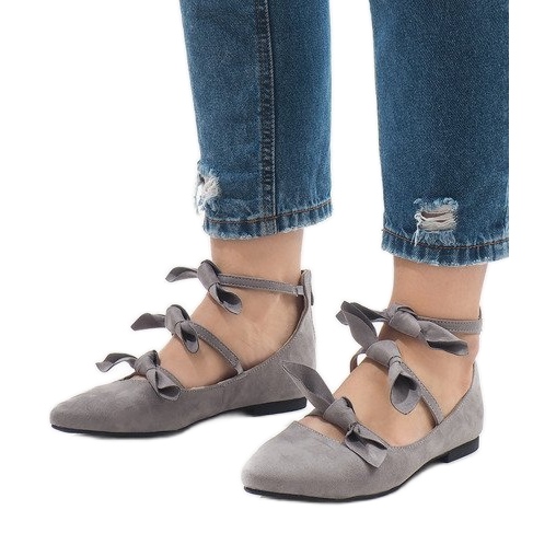 Bailarinas cinza com cordões e arcos G-47