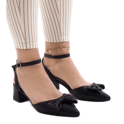 Sandálias pretas de salto alto 1702-2 preto