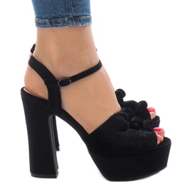 Sandálias pretas no poste camurça 8256-1 preto