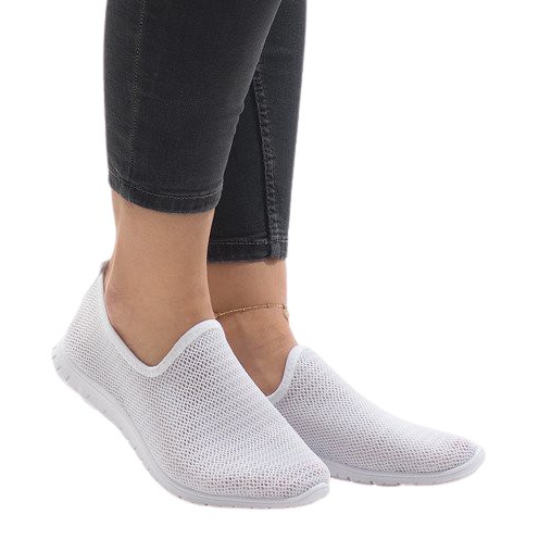 Calçados esportivos brancos 909-17