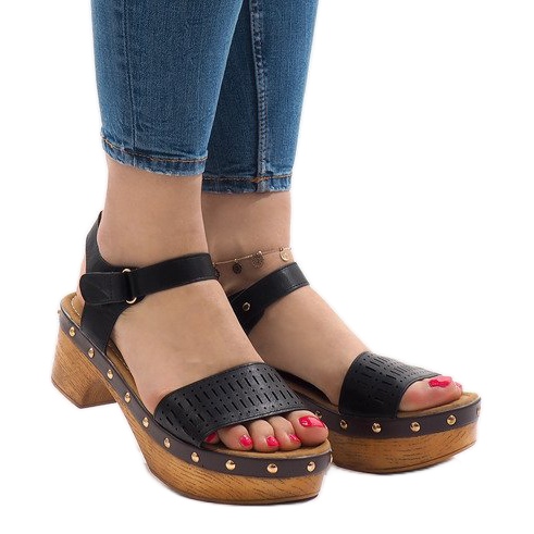 Sandálias pretas na plataforma FM4142 preto