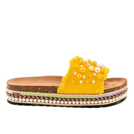 Chinelos decorados em amarelo 1035 pérolas