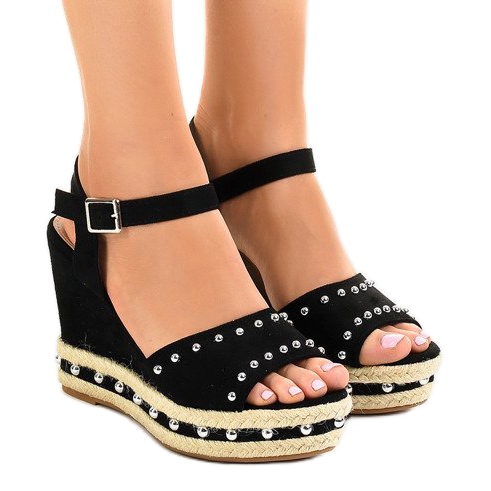 Sandálias pretas de cunha com pérolas 77-32 preto