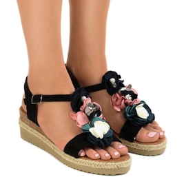 Sandálias pretas de cunha com flores 218-168 preto Sandálias pretas de cunha com flores 218-168 preto