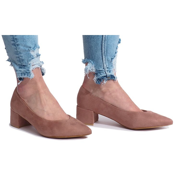 Bombas rosa no pilar do coração