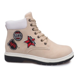 Botas de madeira isoladas SJ1679-5 bege