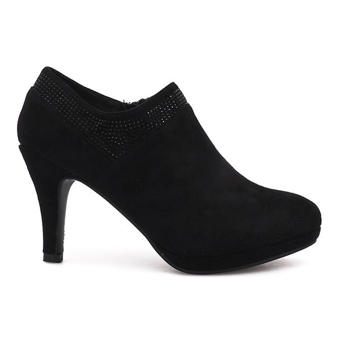 Botins pretos da marie