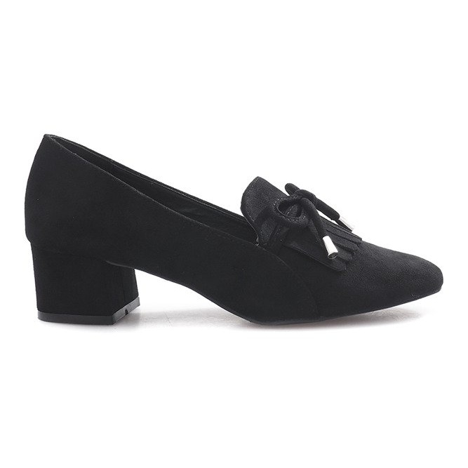 Bombas pretas no Pilar do Coração preto