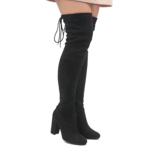 Botas de camurça preta no poste ZH811 preto