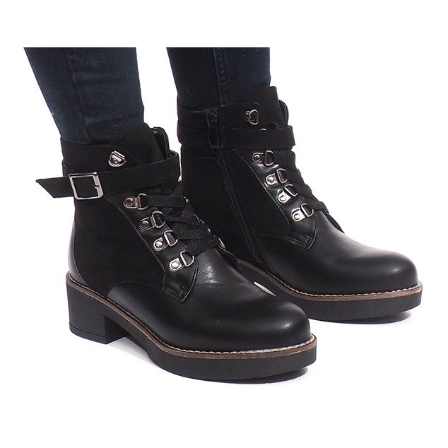 Trabalhadores com botas quentes K-4 preto