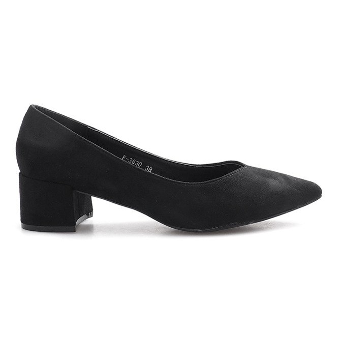 Bombas pretas no Pilar do Coração preto