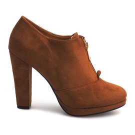 Botas em um camelo Post Elastic VX-62 castanho