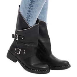 Botas pretas com tachas JLA06 preto