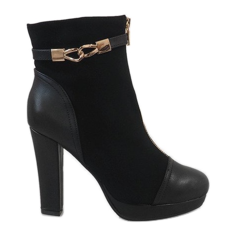 Botas pretas em um poste ZH658 preto