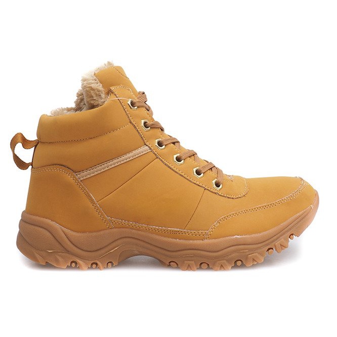 Camelo isolado Trekings Timbery 9576 castanho