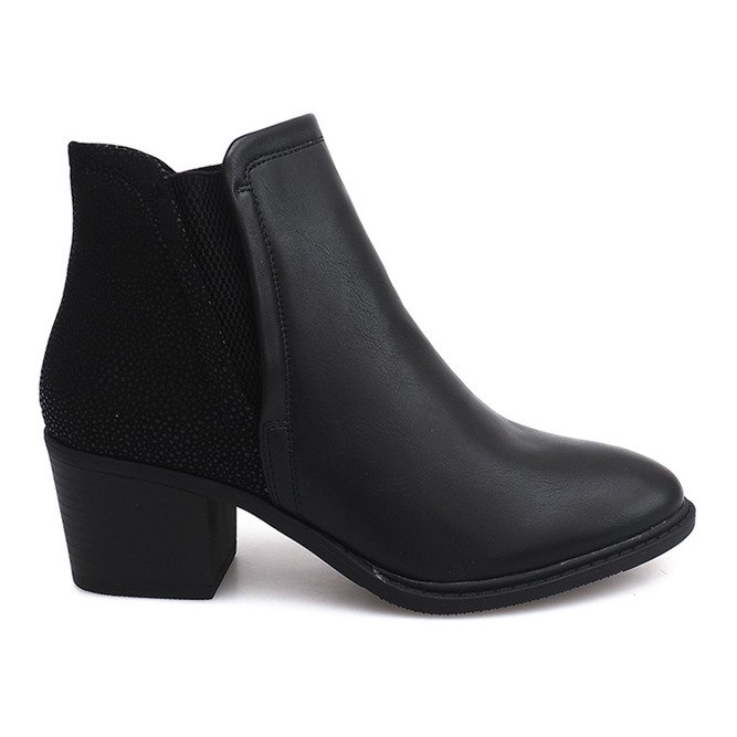 Botas em um poste com borracha K77 preta preto