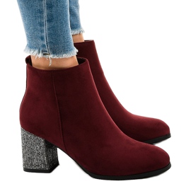 Botas de camurça marrom na coluna DS00055 vermelho